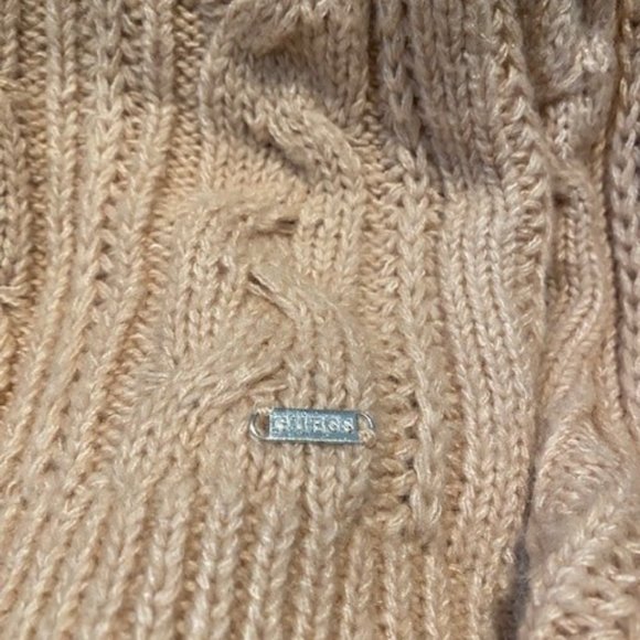 NEW Guess Sweater - Picture 6 of 6